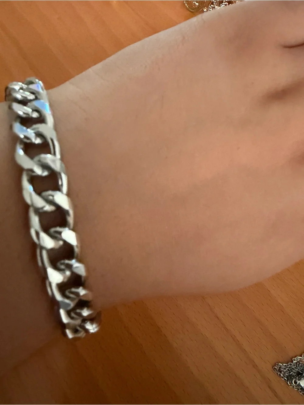 Men's Silver Cuban Link Bracelet - Classic Chain Accessory - Lightweight